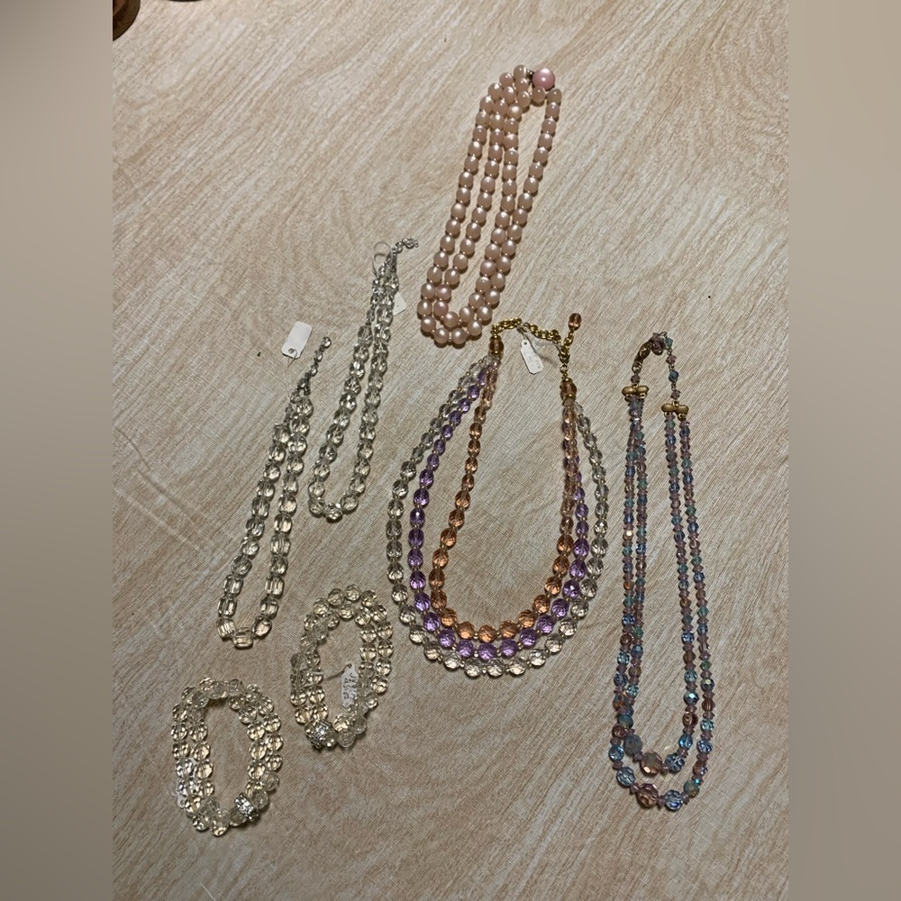 Vintage glass bead bundle pinks and clear cut glass